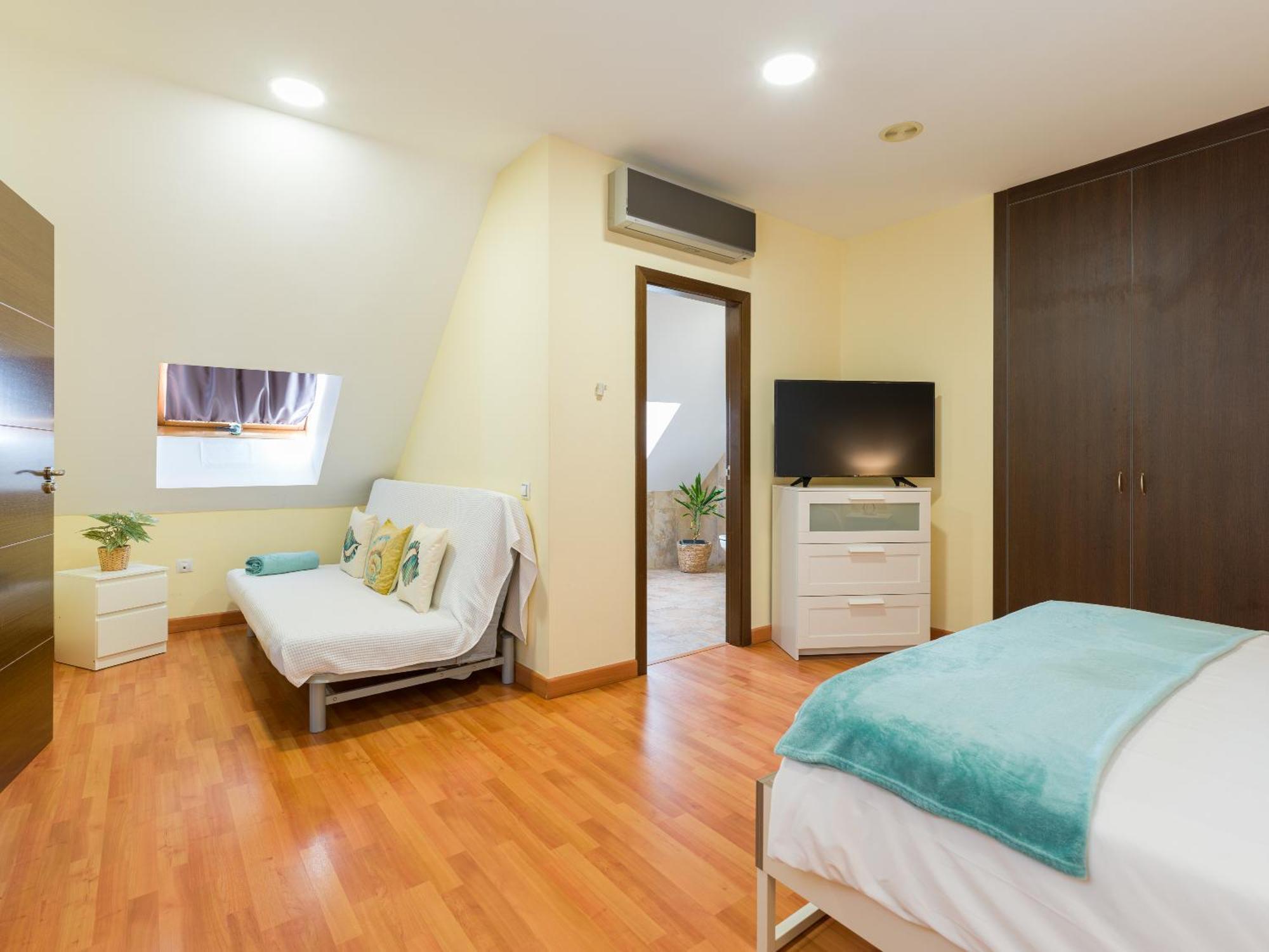 City Family Avatar Duplex Near The Beach Las Palmas de Gran Canaria Ngoại thất bức ảnh
