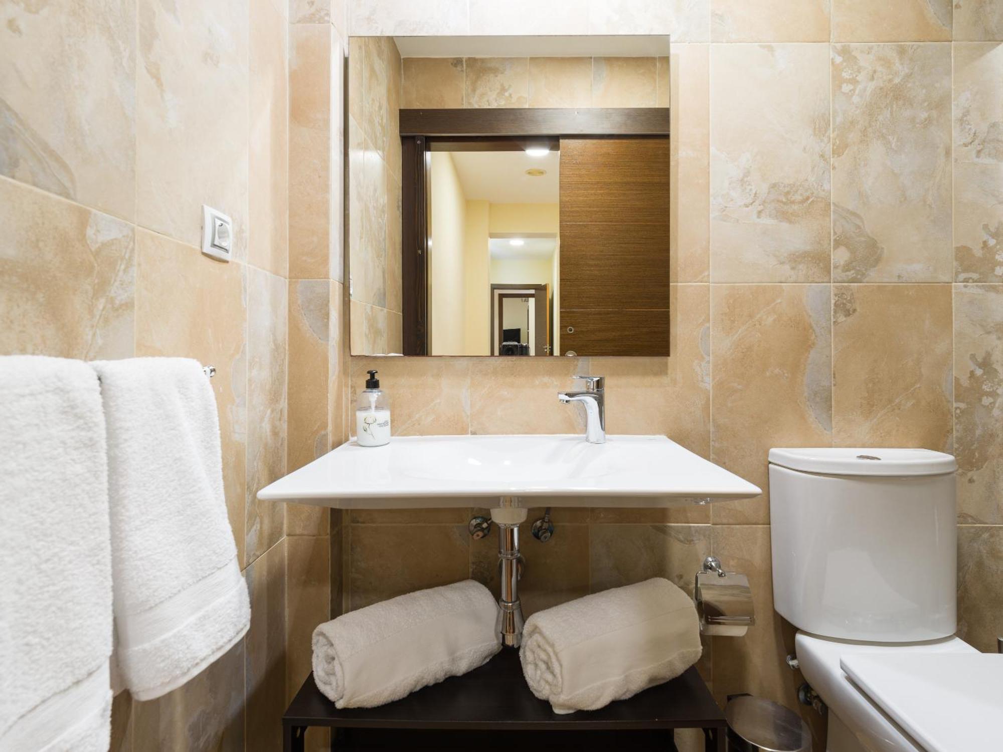 City Family Avatar Duplex Near The Beach Las Palmas de Gran Canaria Ngoại thất bức ảnh