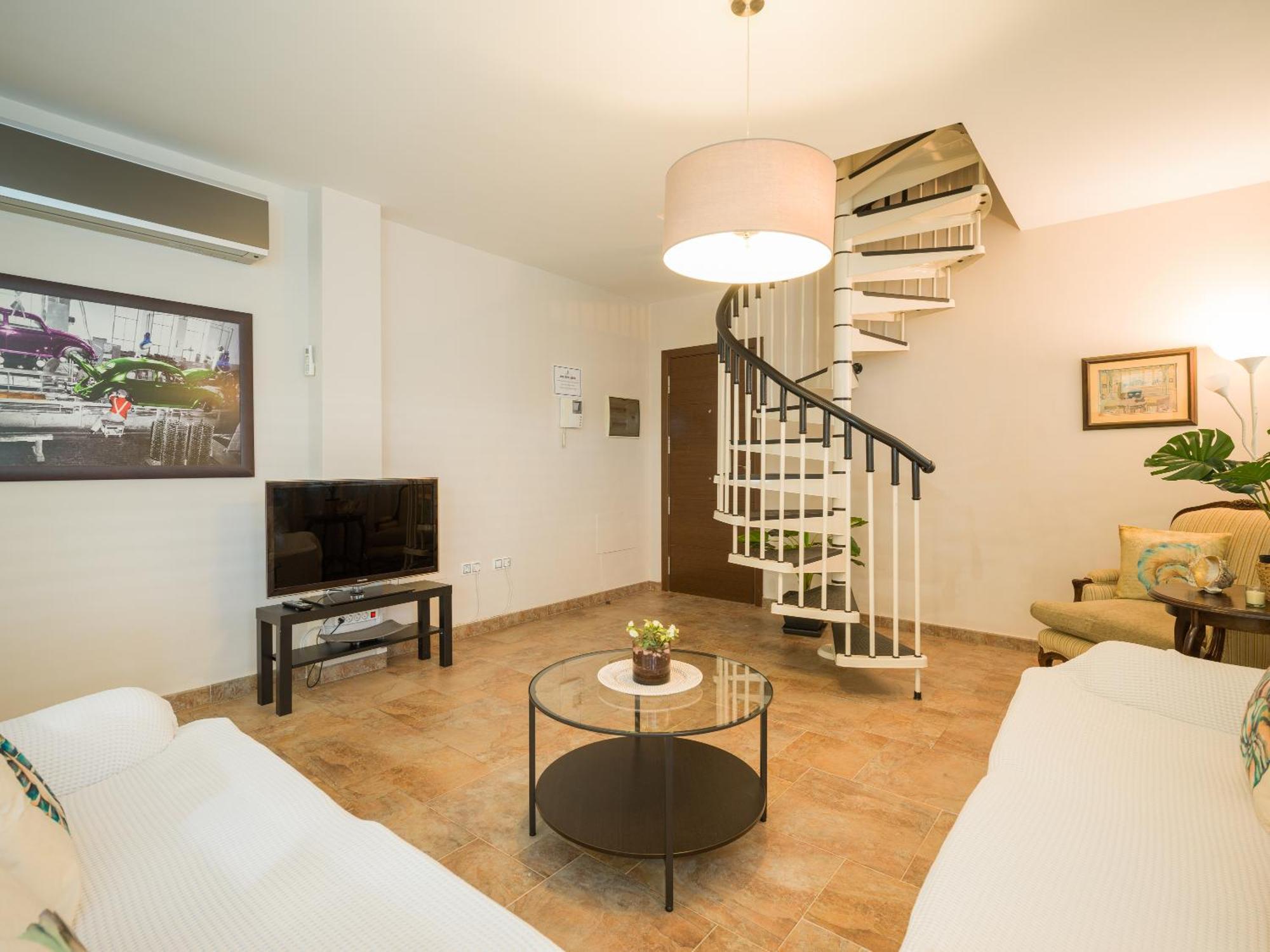 City Family Avatar Duplex Near The Beach Las Palmas de Gran Canaria Ngoại thất bức ảnh